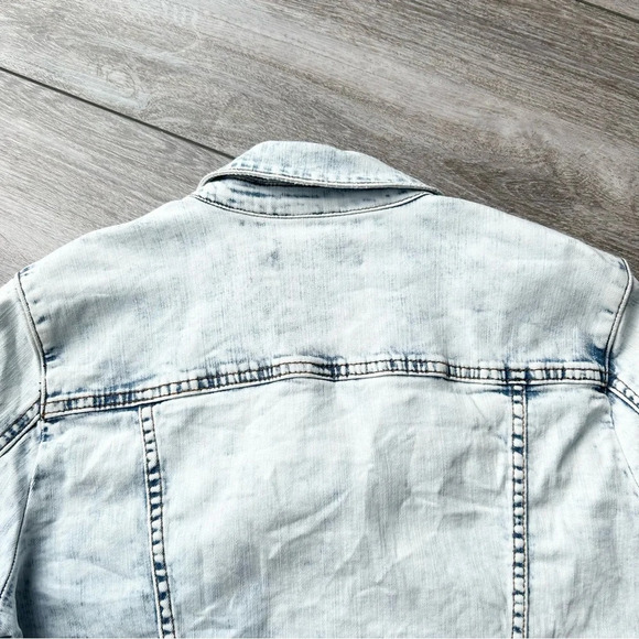 Kut From the Kloth Light Wash Distressed Jean Jacket - Picture 14 of 16